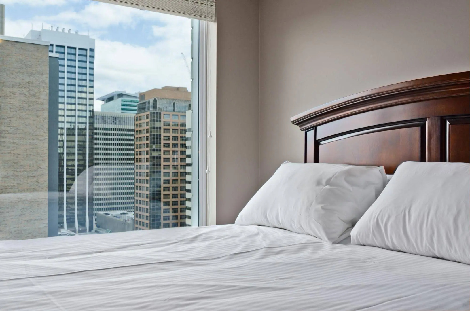 Executive Suites by Roseman - Five West