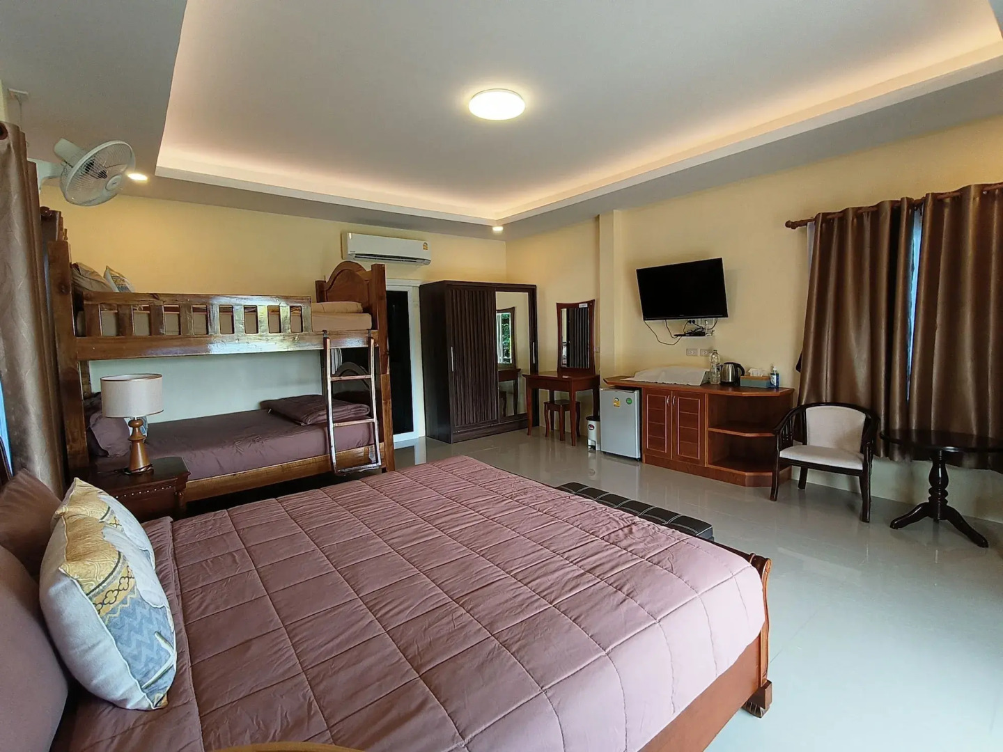 Sunrise Beach Koh Yao Resort