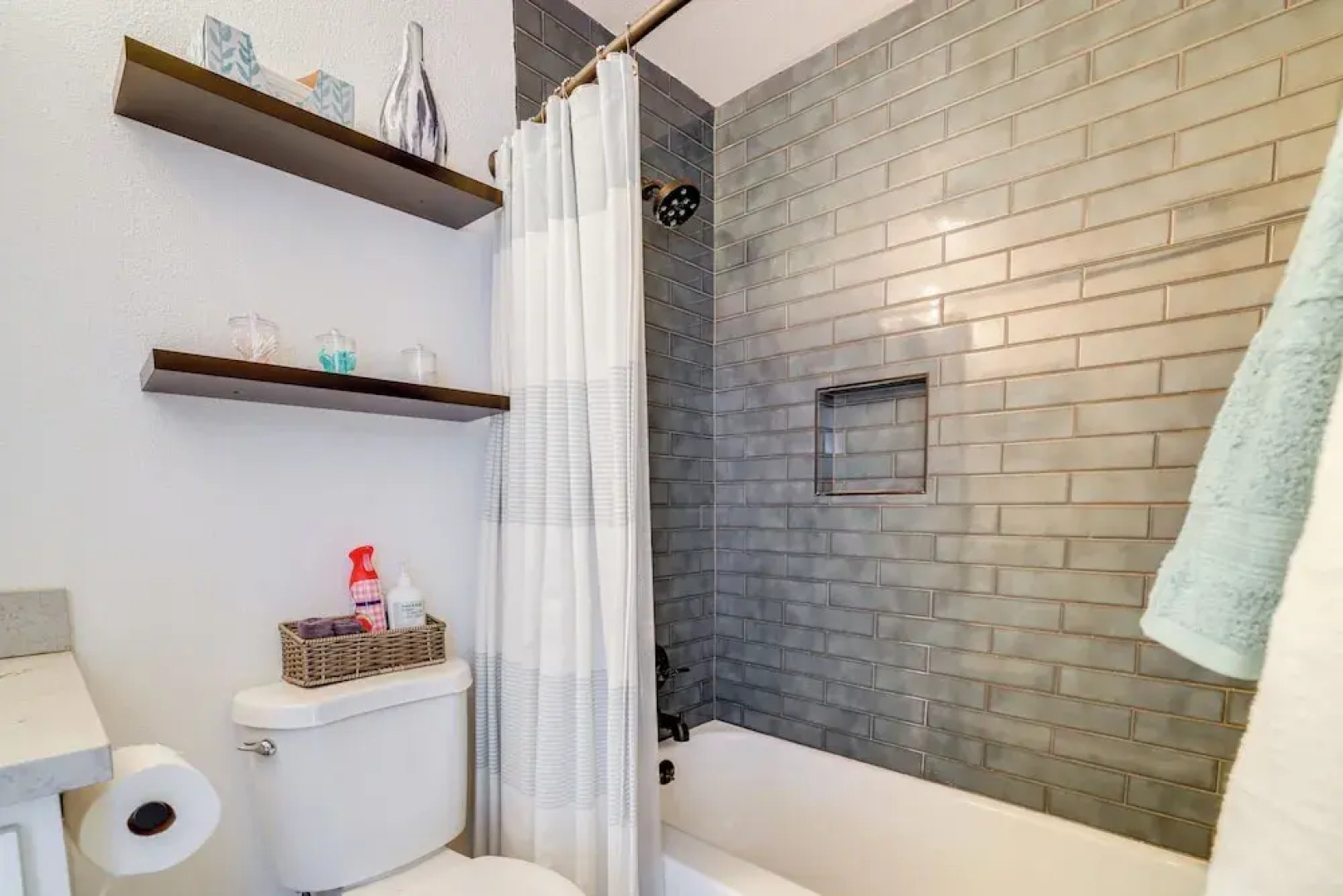 4 Mi to Dtwn: Home w/ Fire Pit & Patio in Tempe