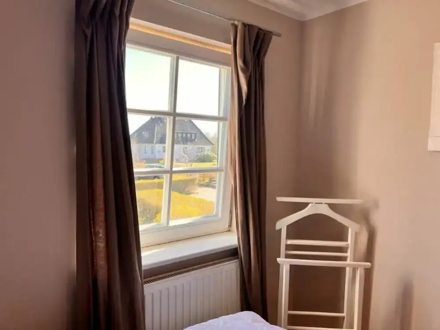 "lee" in House Smaswai 10