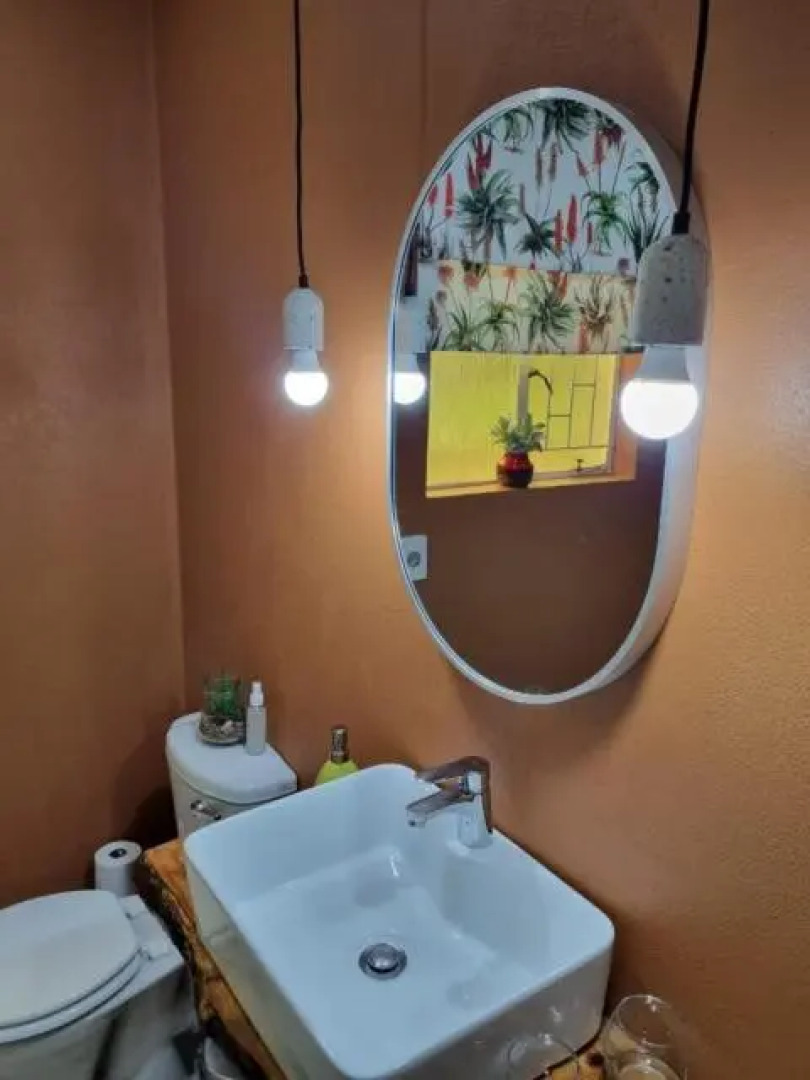 Longtom Farm Guest House