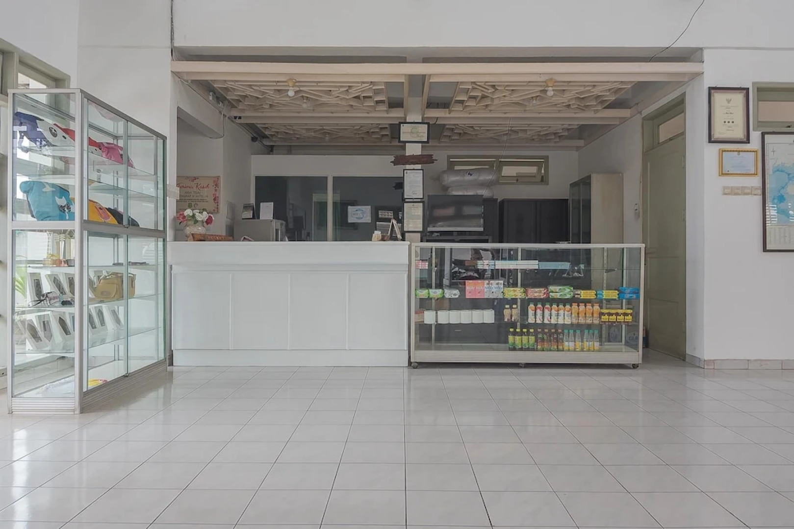 RedDoorz @ Jalan R.E. Martadinata Sukabumi