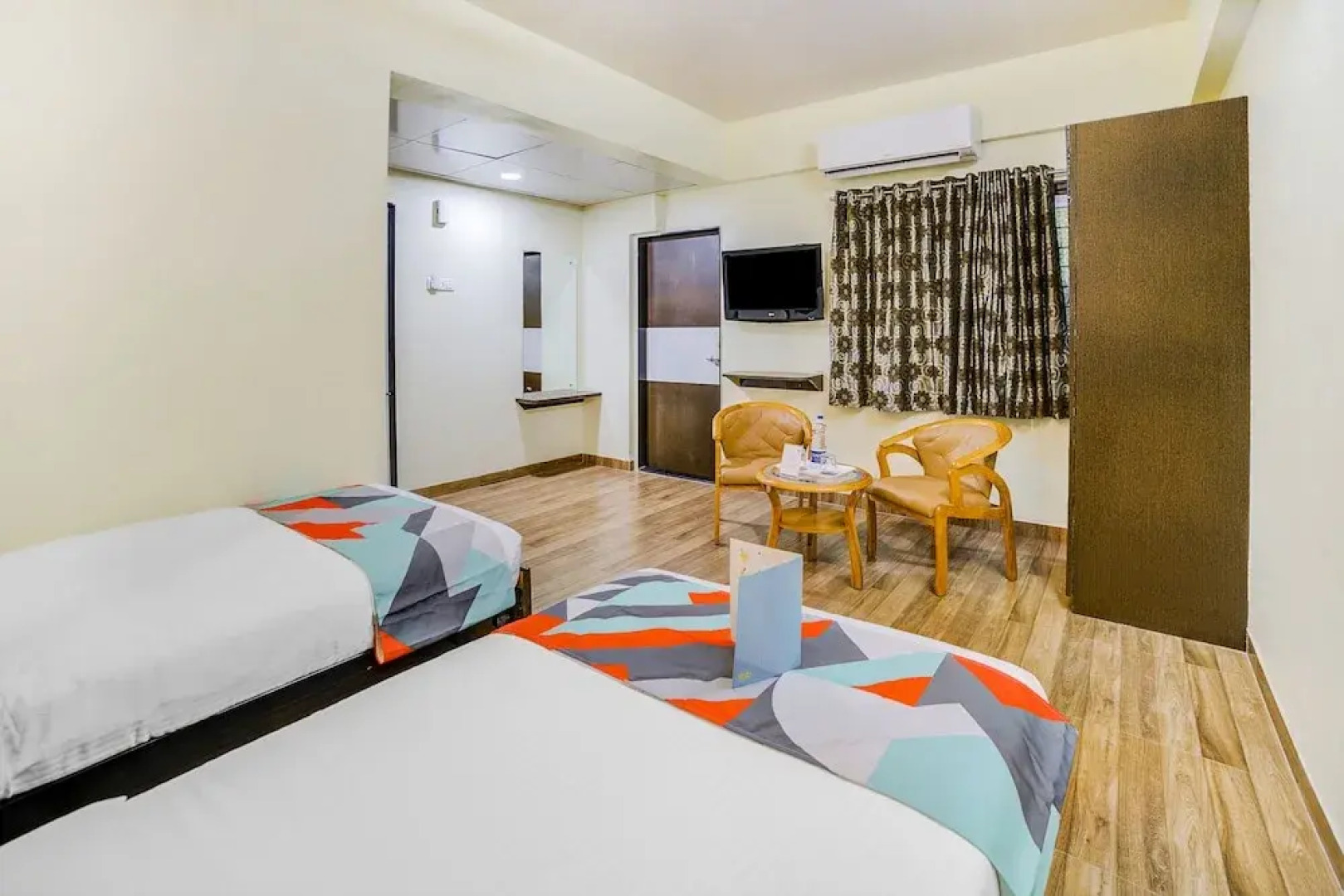 FabHotel Paradise Inn Salt Lake