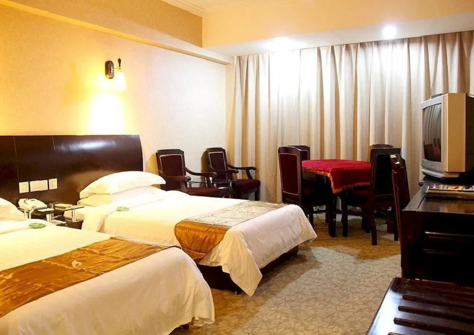 Jiujiang Jinyu International Hotel