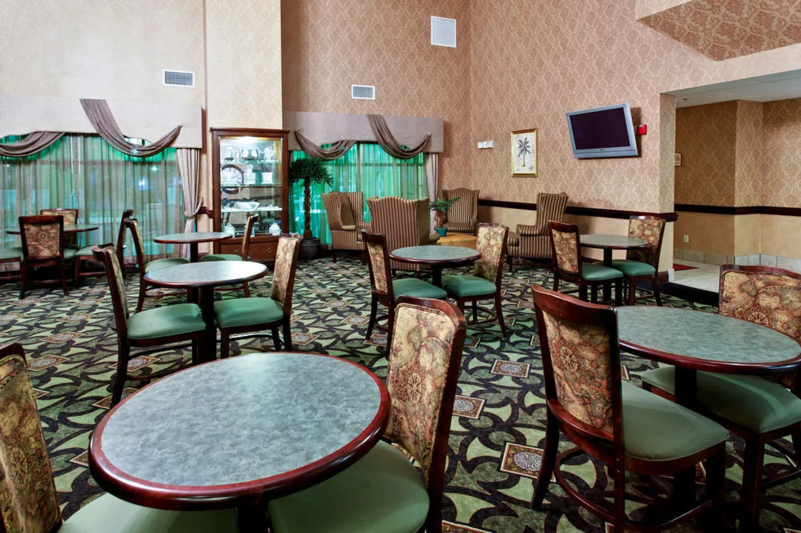 Holiday Inn Express Hotel & Suites Kingsport-Meadowview I-26