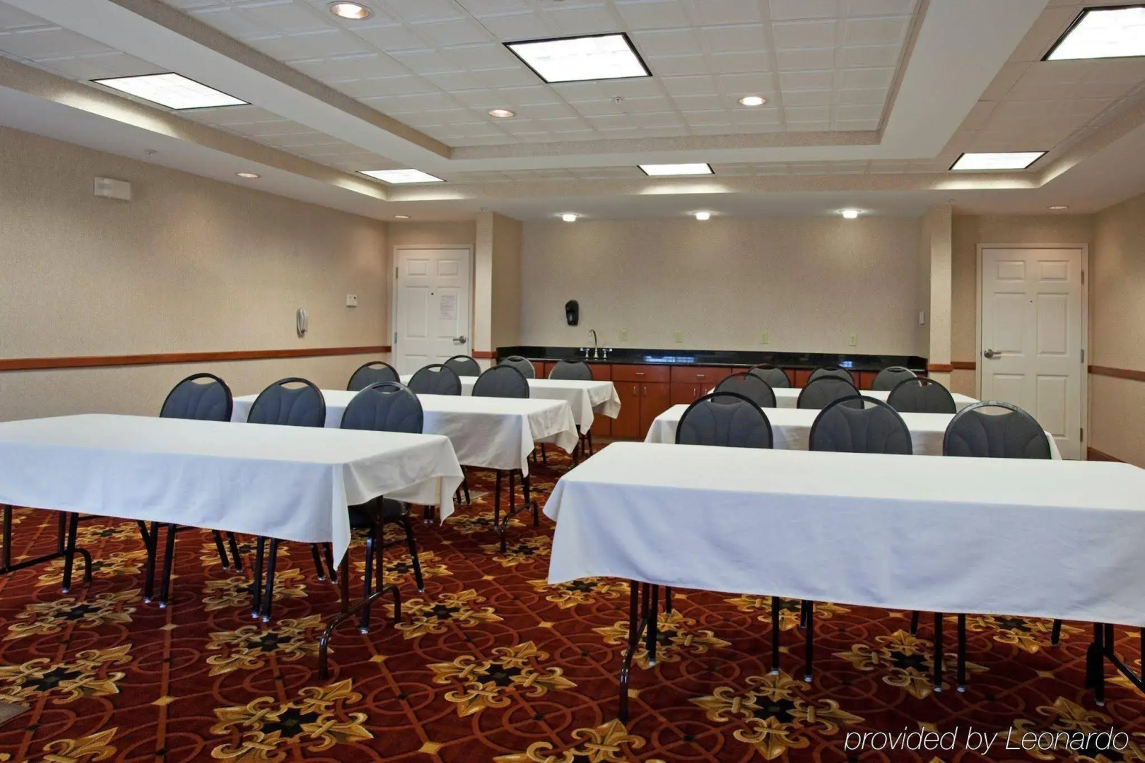 Holiday Inn Express Hotel & Suites Longmont by IHG