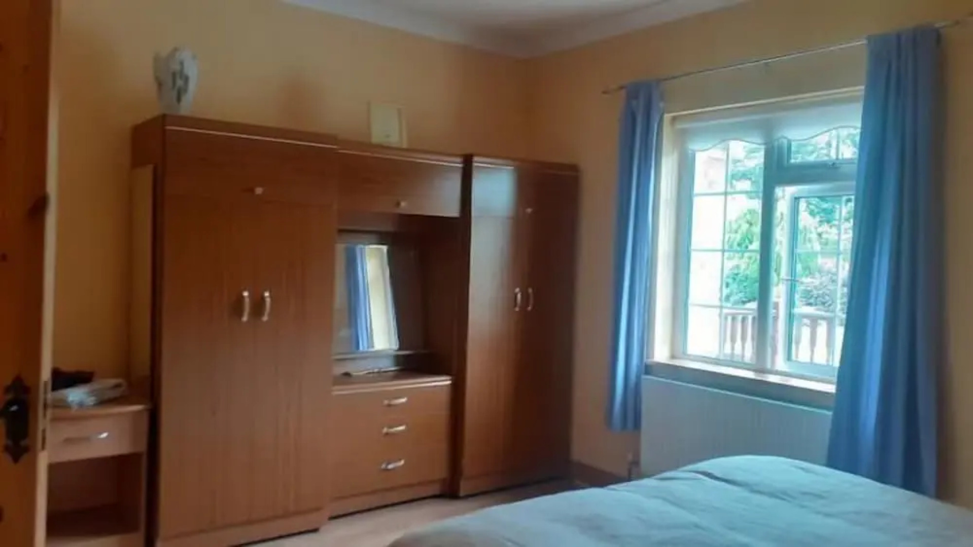 Spacious 6-bed House 10 Minutes From Knock Airport