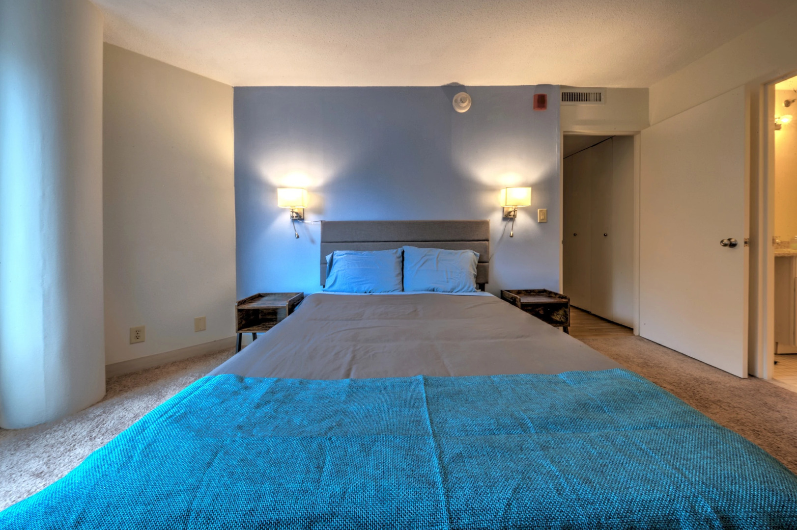 Gorgeous Apt With Dedicated Flex-cation Office Space!