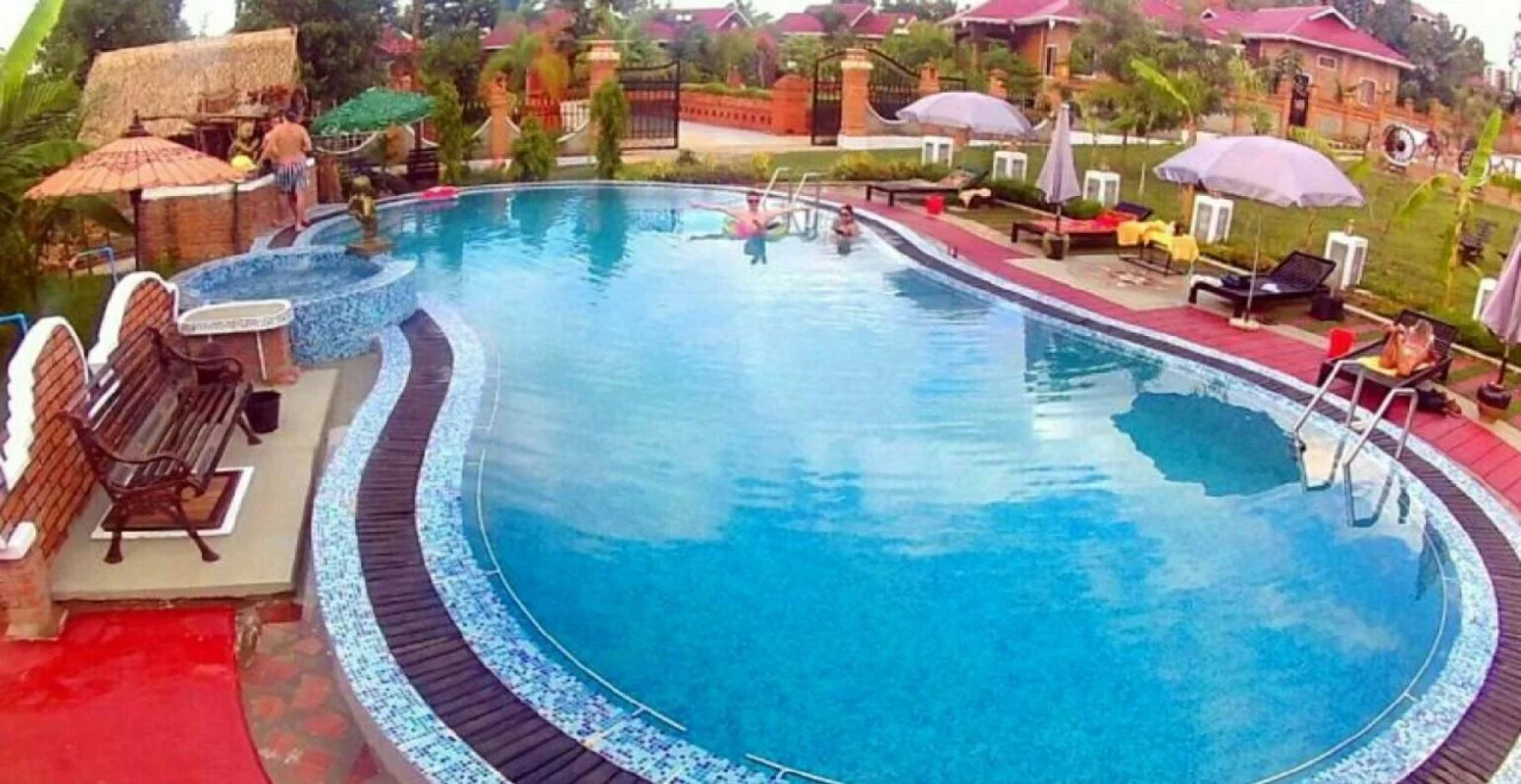 New May Haw Nann Villa