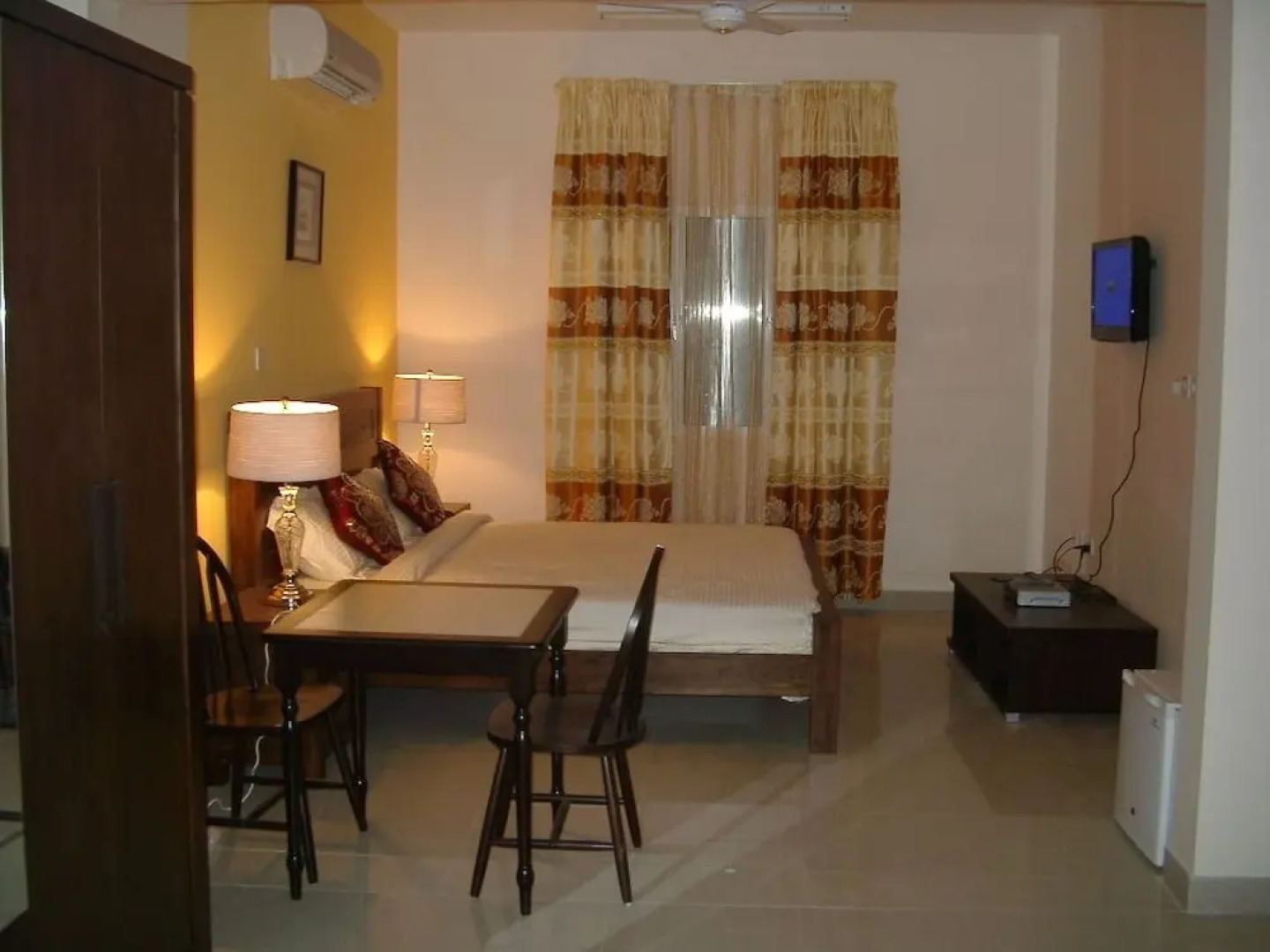 Amreen Hotel Apartments