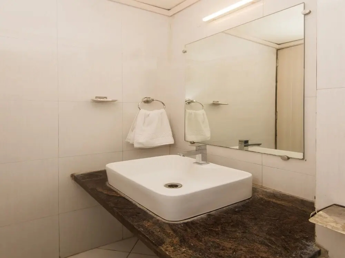 OYO 4173 Dolphin Club