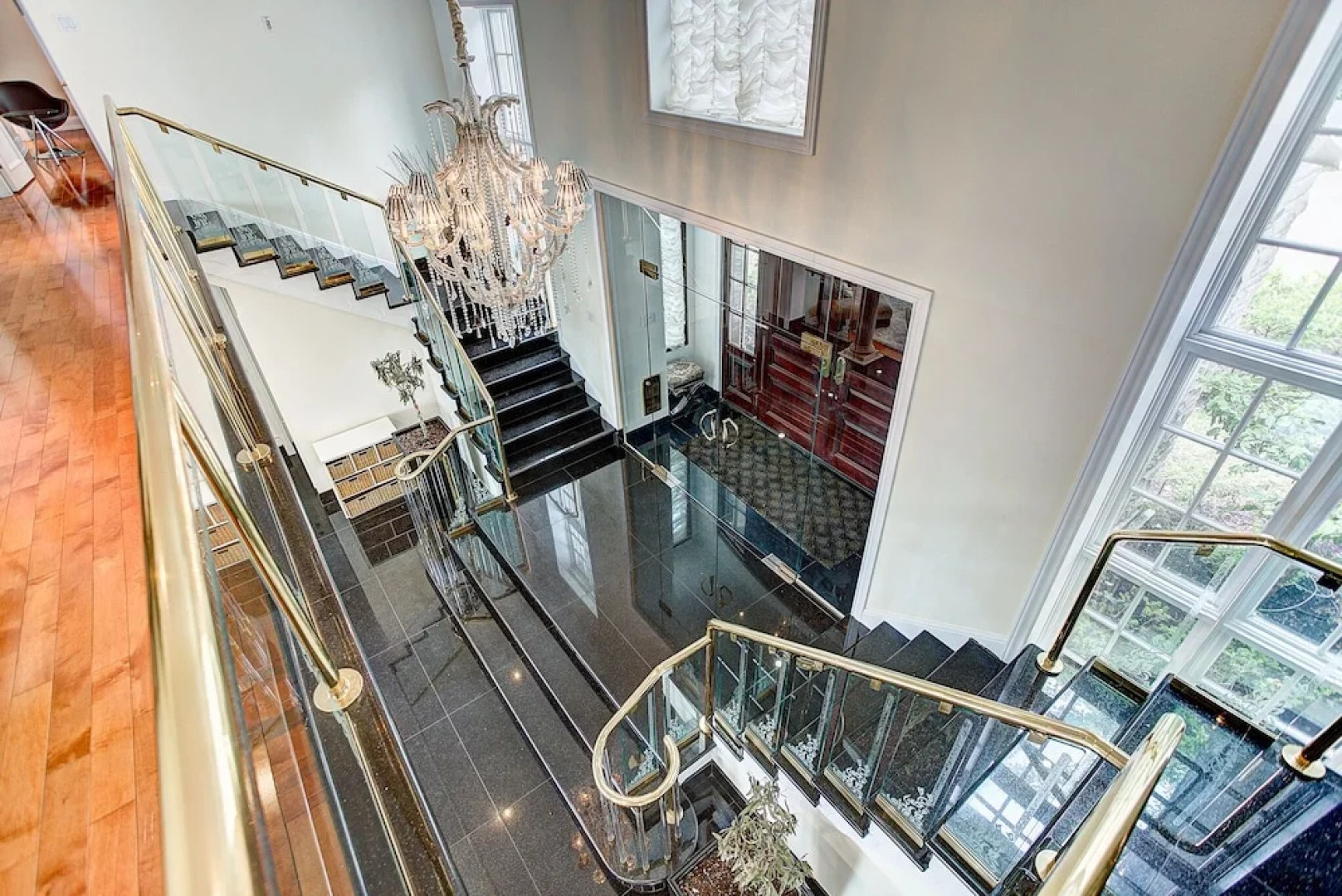 Luxury 5BR & Pool Home in Westmount MTL