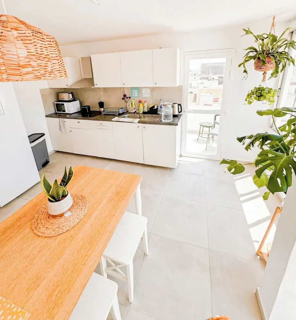 Cisne by Nest Hostel