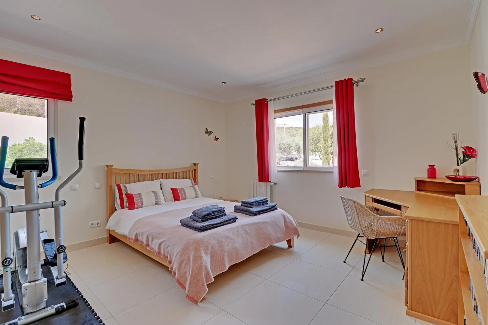 Casa do Pomar by Portucasa