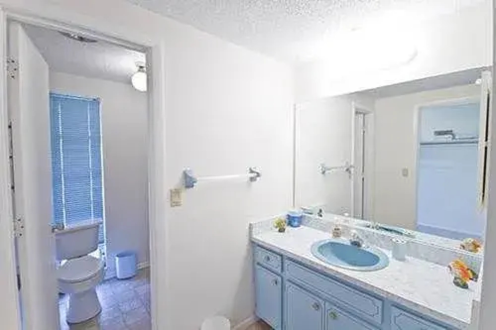 Venice Nantucket 2 Br Home by RedAwning