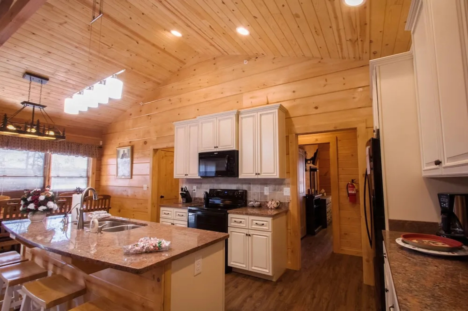 Teal's Treasure 3 Bedrooms 2 Bathrooms Home