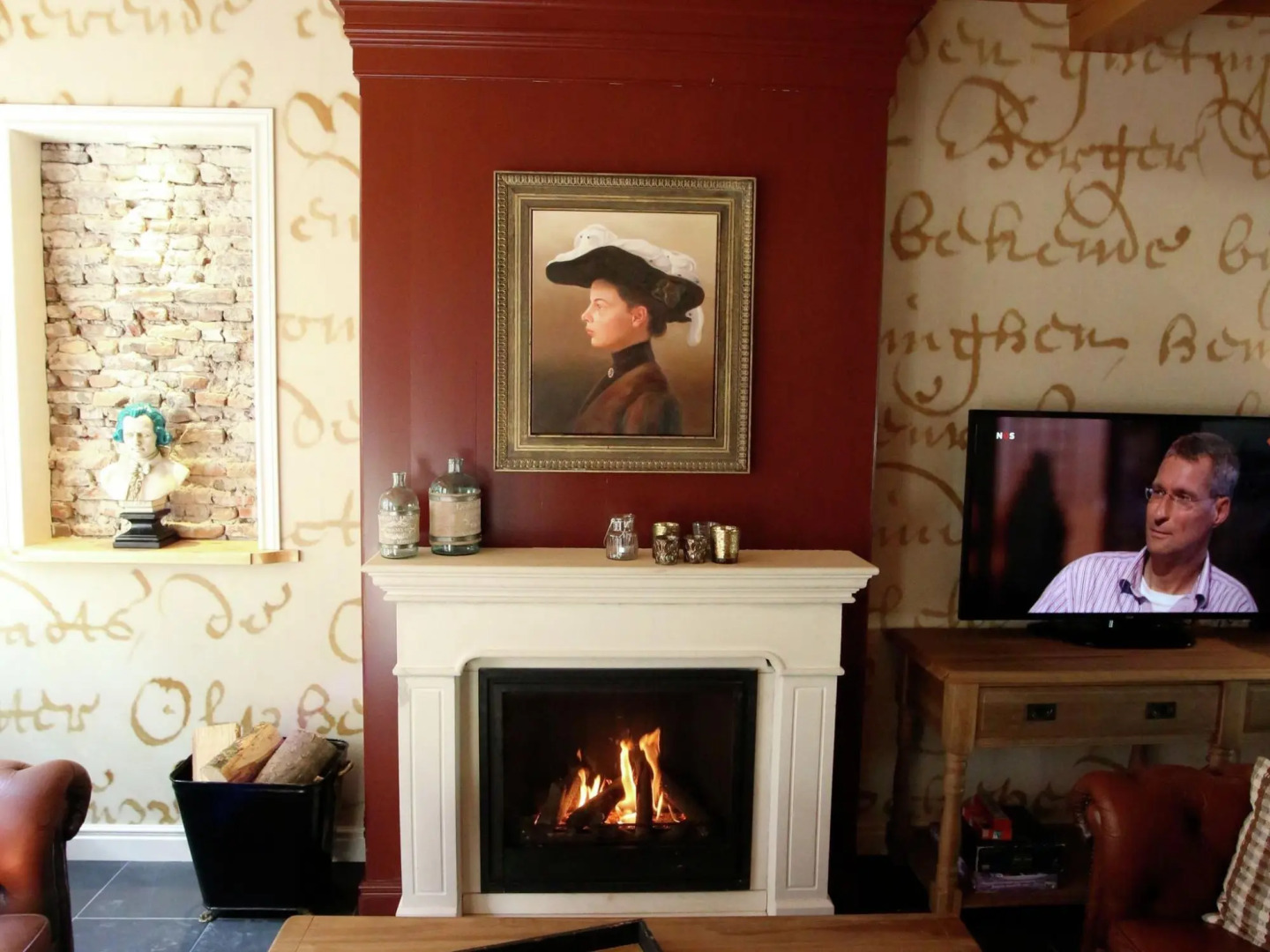 Listed 1777 building with whirlpool in historical Enkhuizen