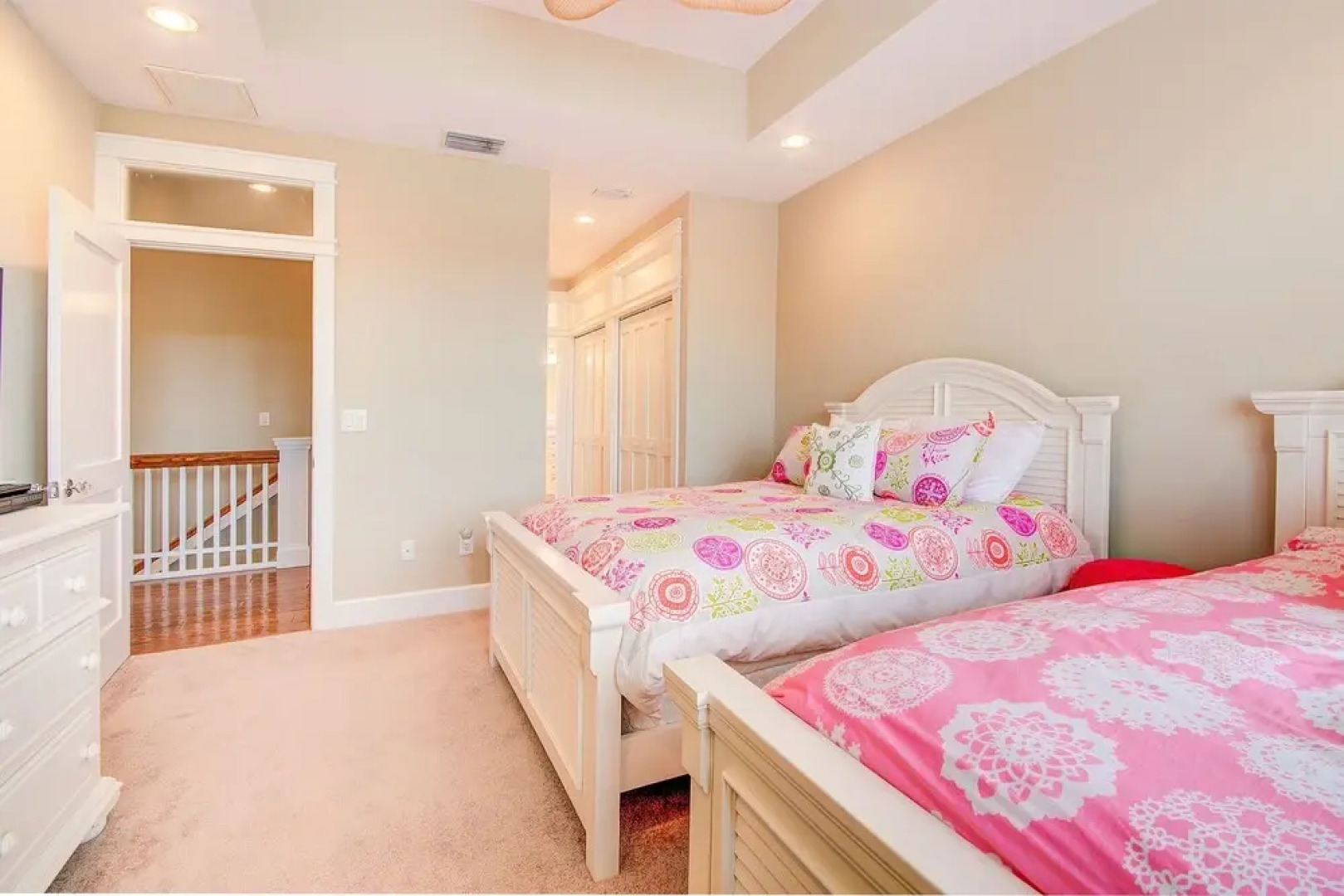 Ultimate Island Getaway - Monthly Beach Rental 4 Bedroom Home by RedAwning