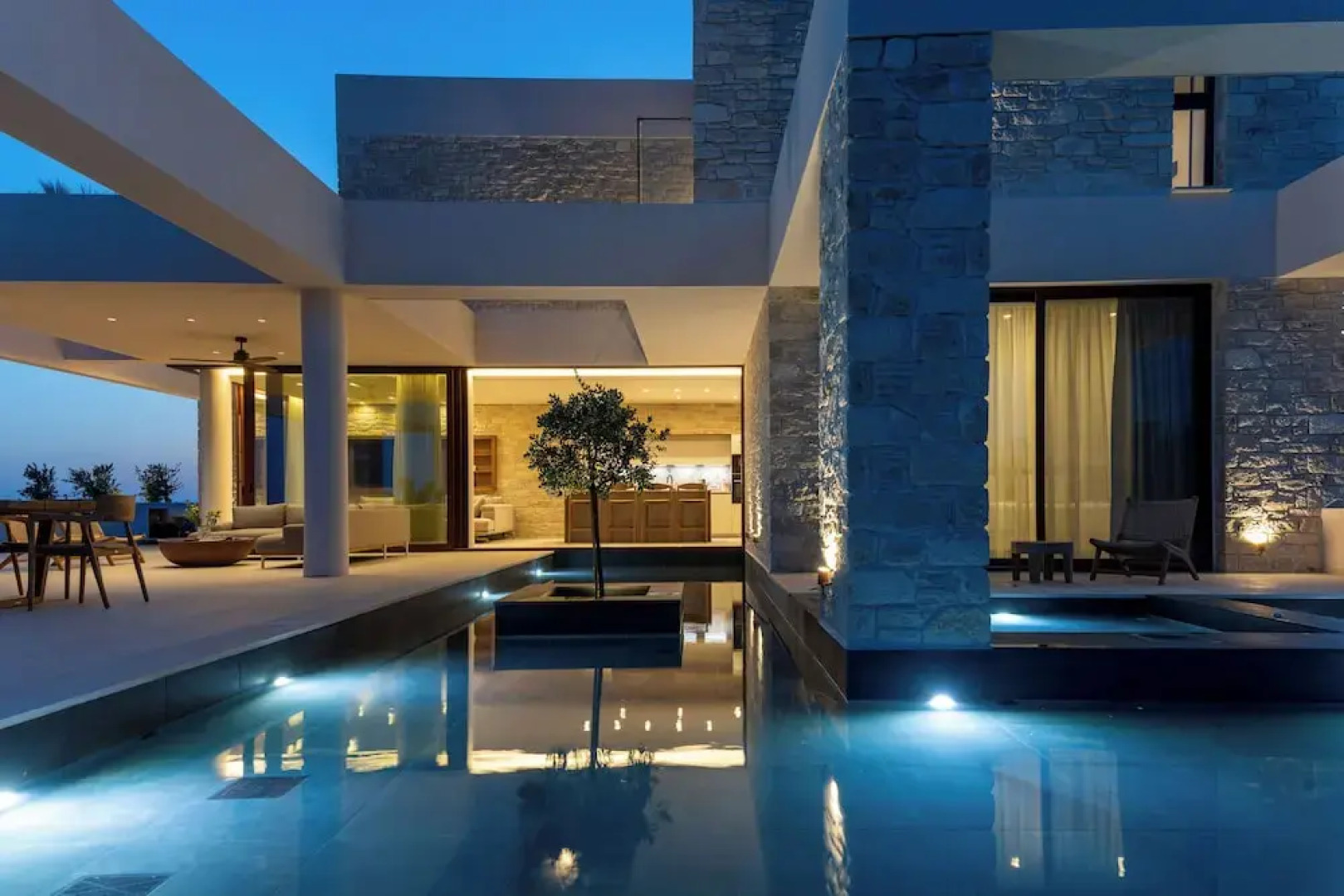 Seanatra Luxury Villas