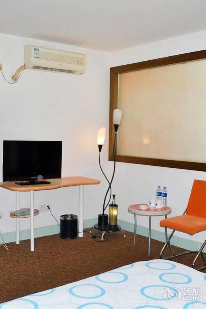 Motel Hotel Fu'nan Dicheng North Road