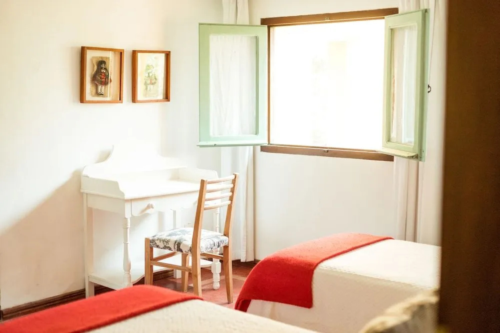 Estancia Anastasio by Folk