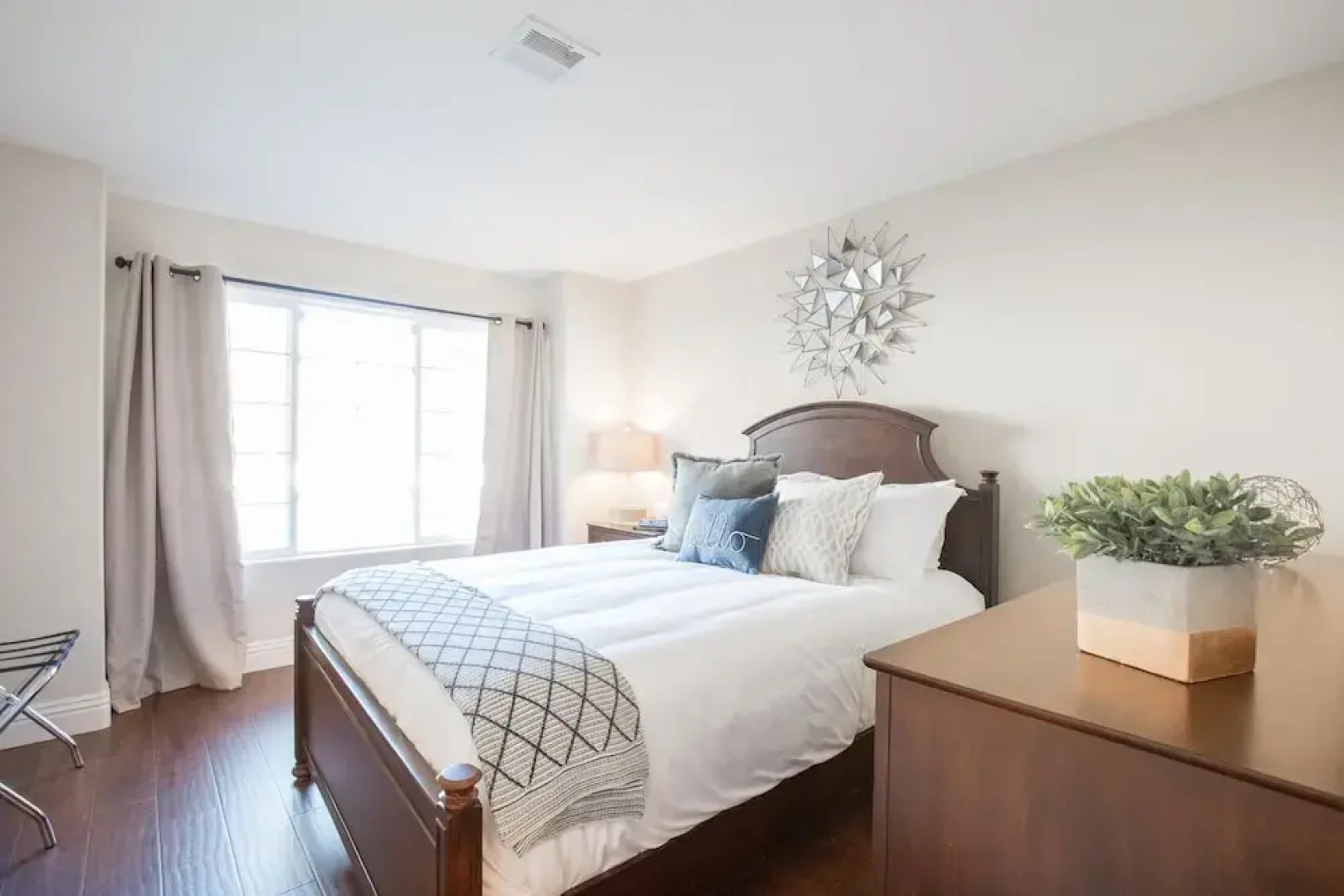 Grapevine by AvantStay | Secluded Villa | 4 Acres of Vineyards & Avo Groves!