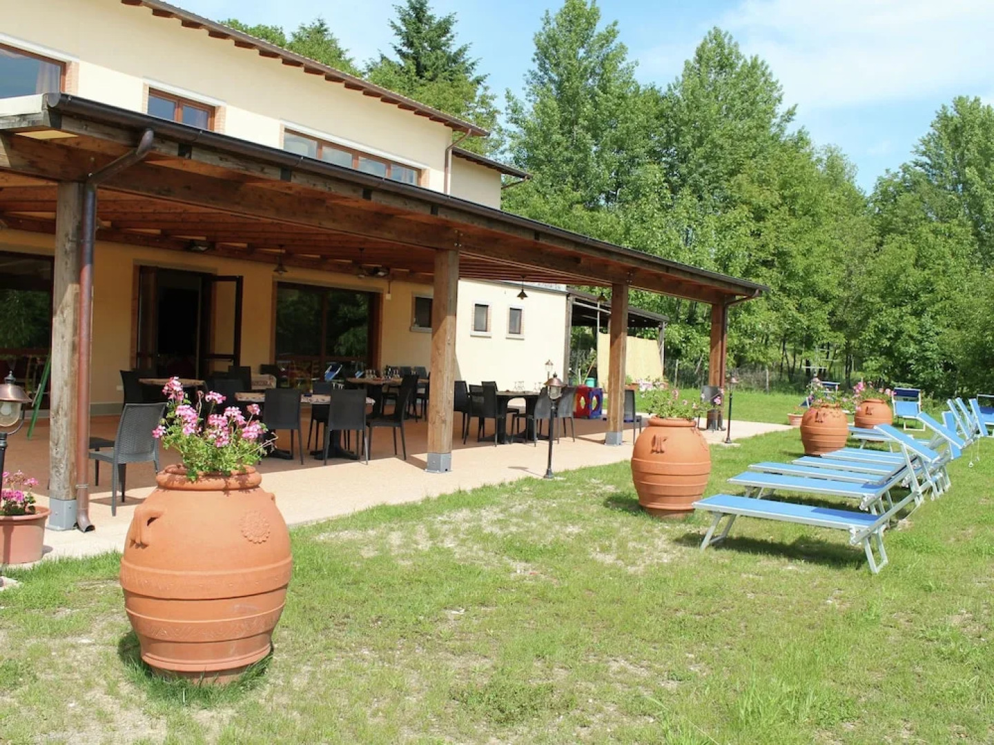 Scenic Home in Camporgiano With Swimming Pool