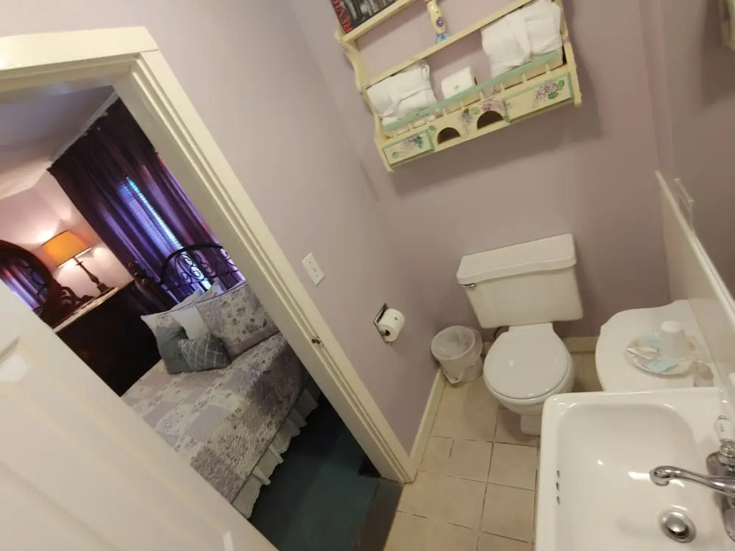 Island Guest House B&B