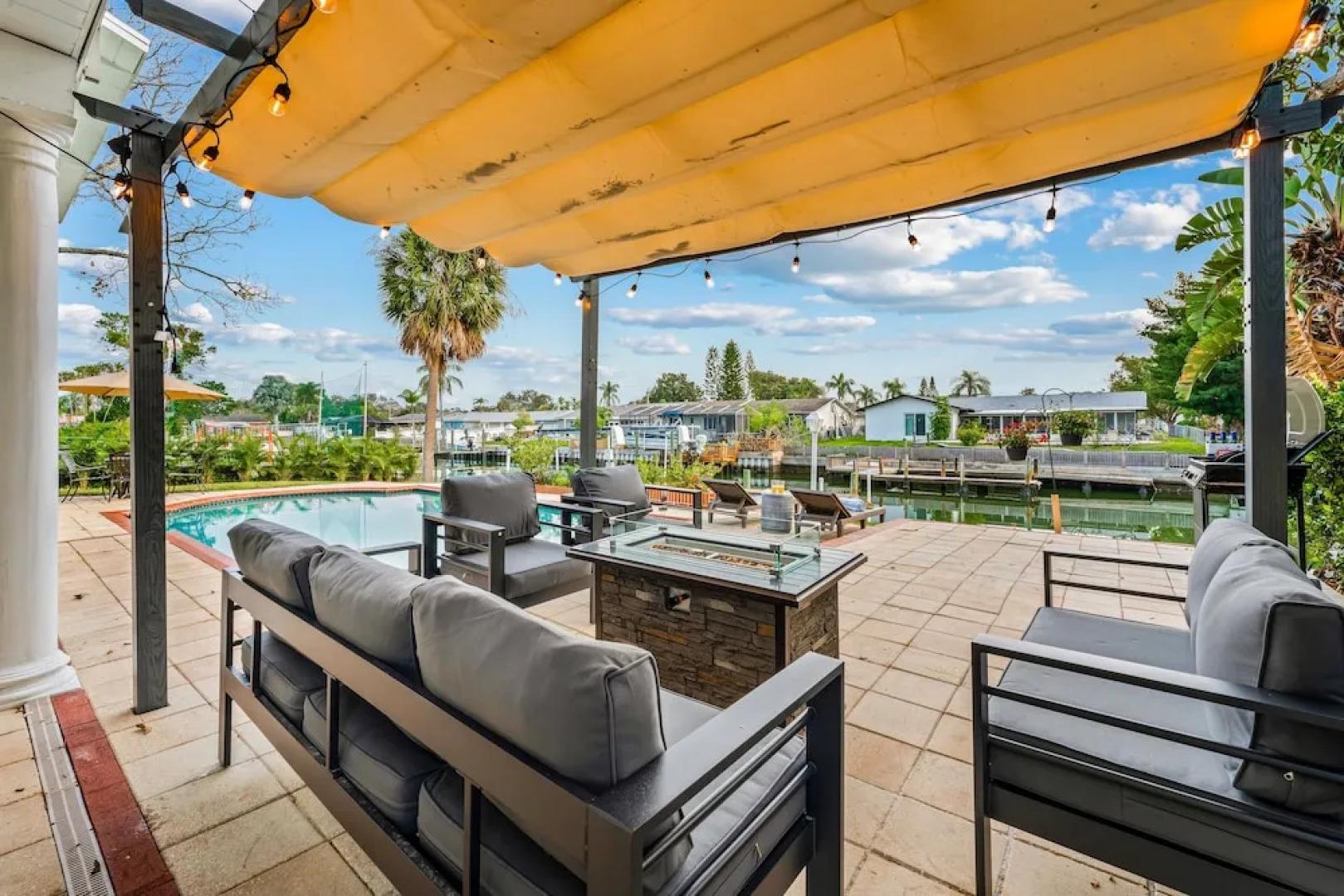 Cocoon Island Villa Luxury 5 BDR Waterfront Home