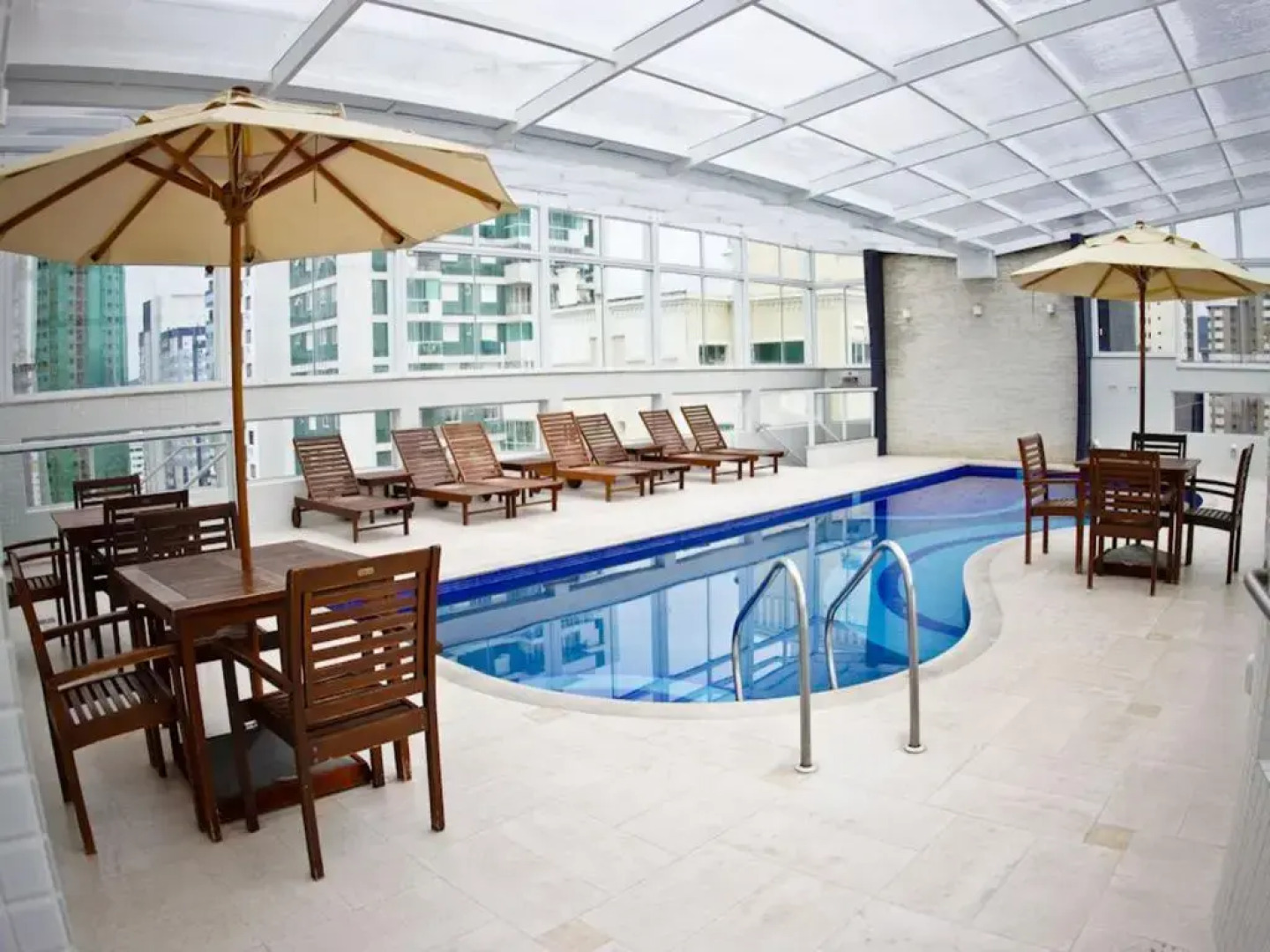 Mercure Camboriu Hotel