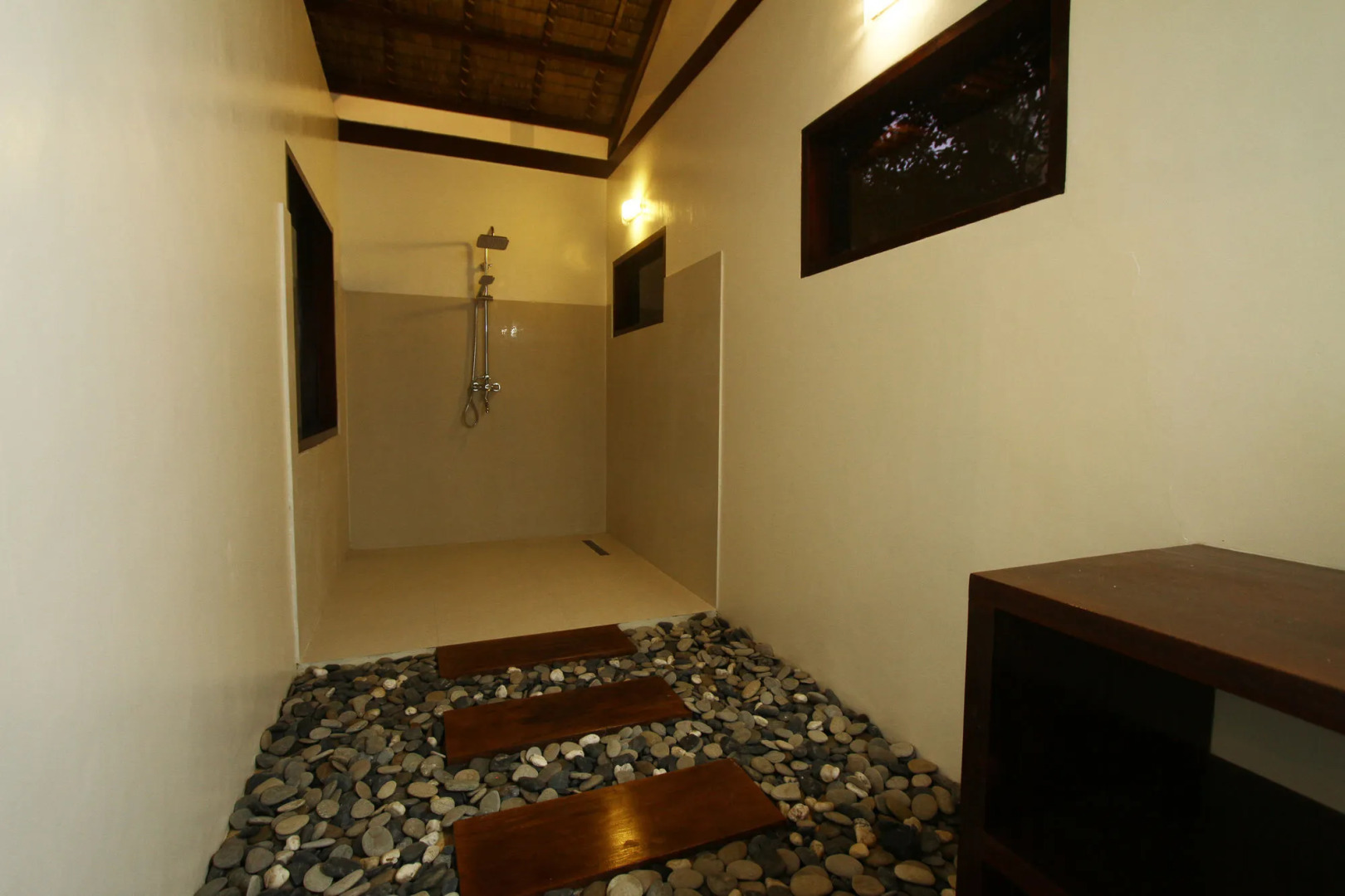 Last Frontier Beach Resort - Adults Only