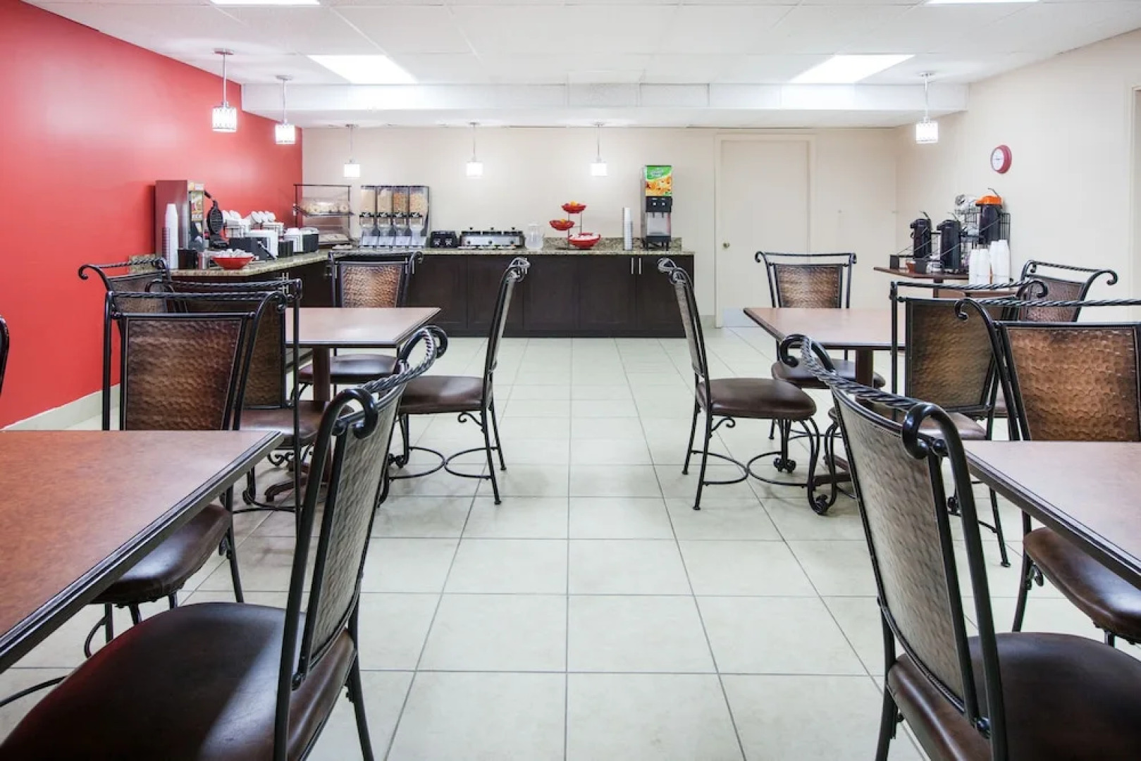 Ramada By Wyndham Mountain Home