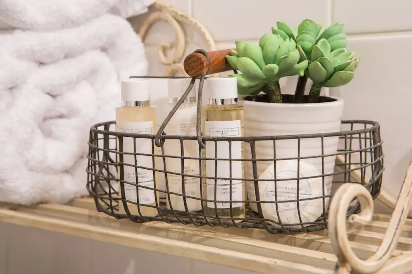 The Curious Pig in the Parlour