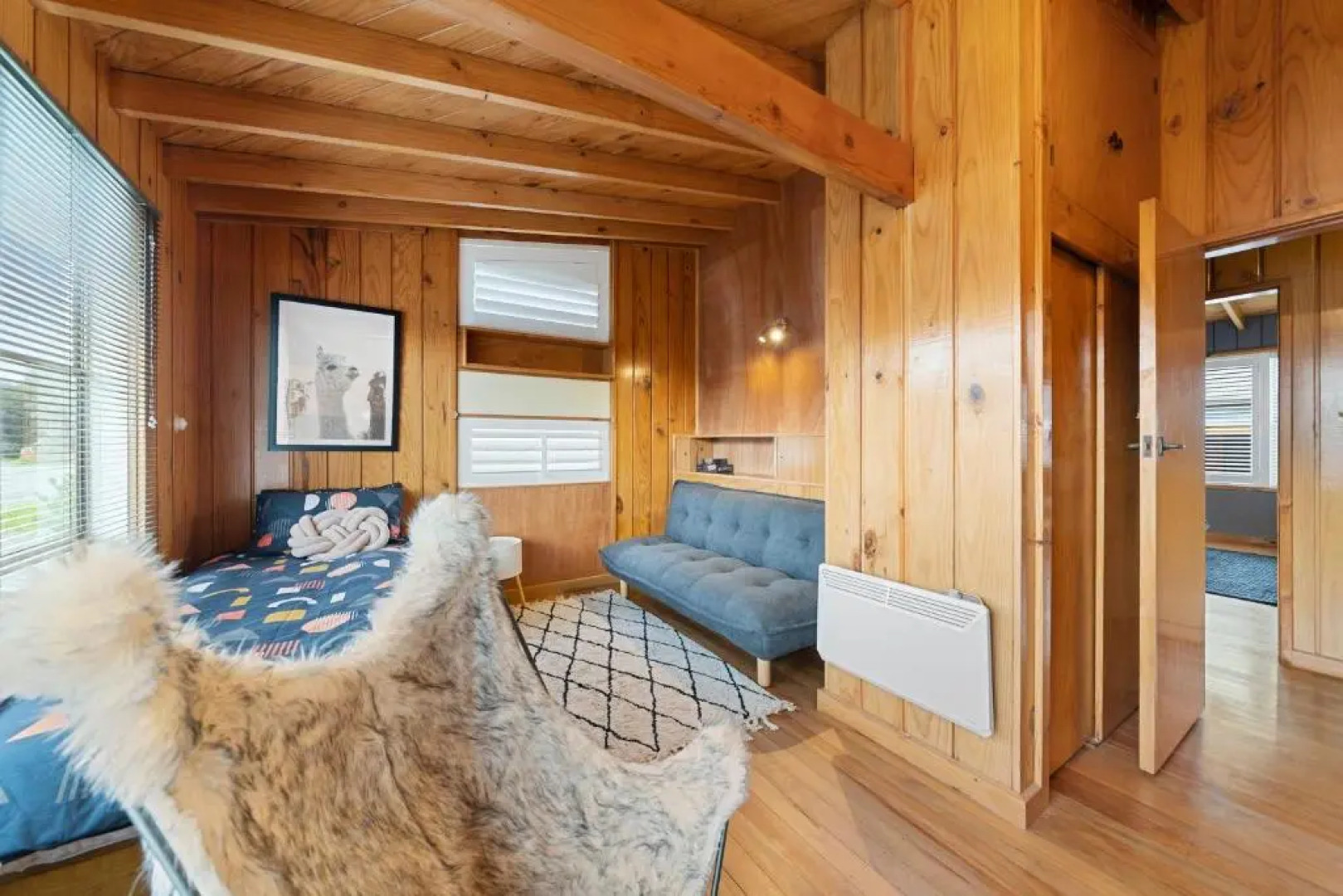 The Walnut Tree House - Martinborough Holiday Home