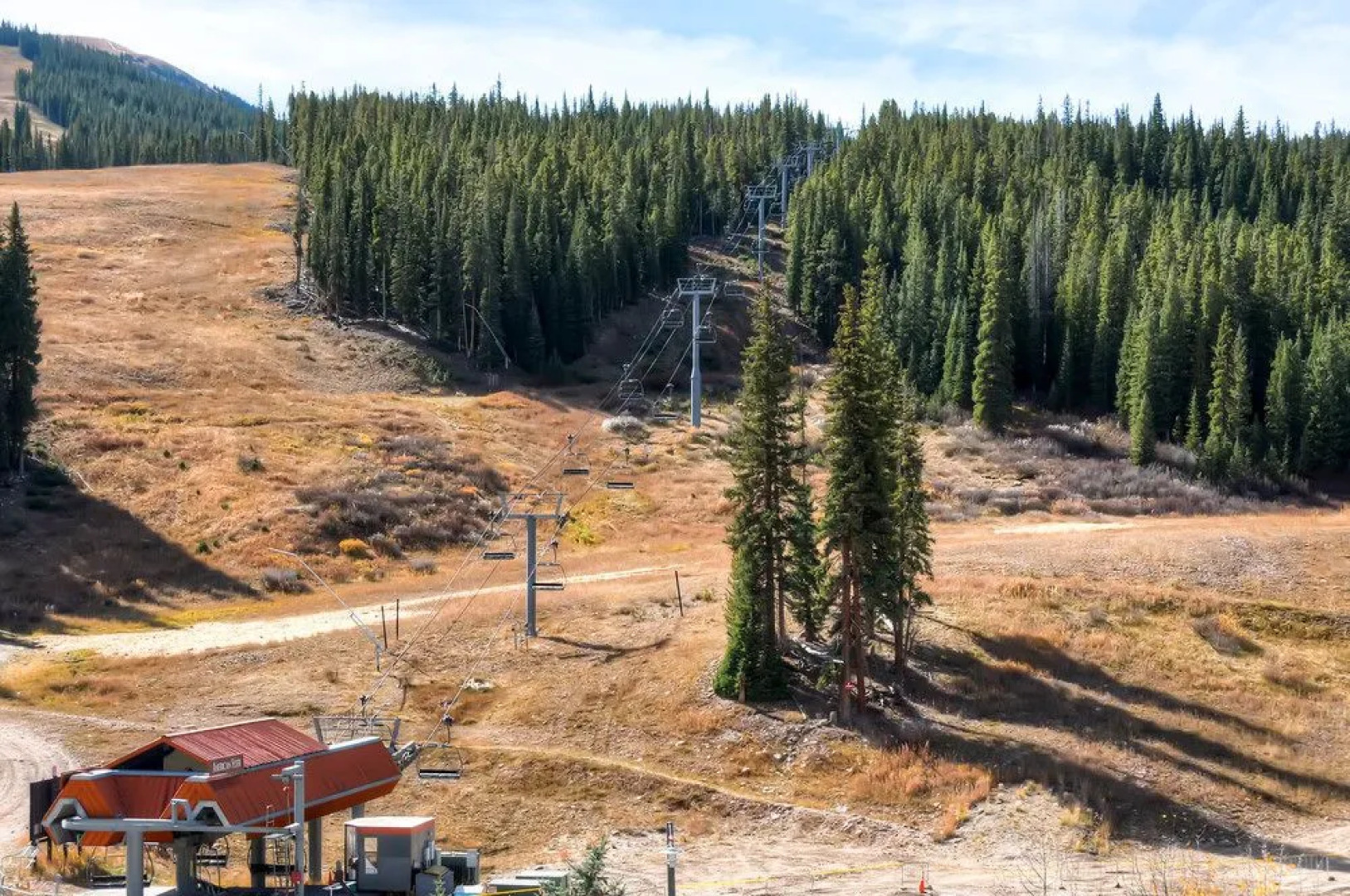 Tucker Mountain at Center Village by Copper Mountain Lodging