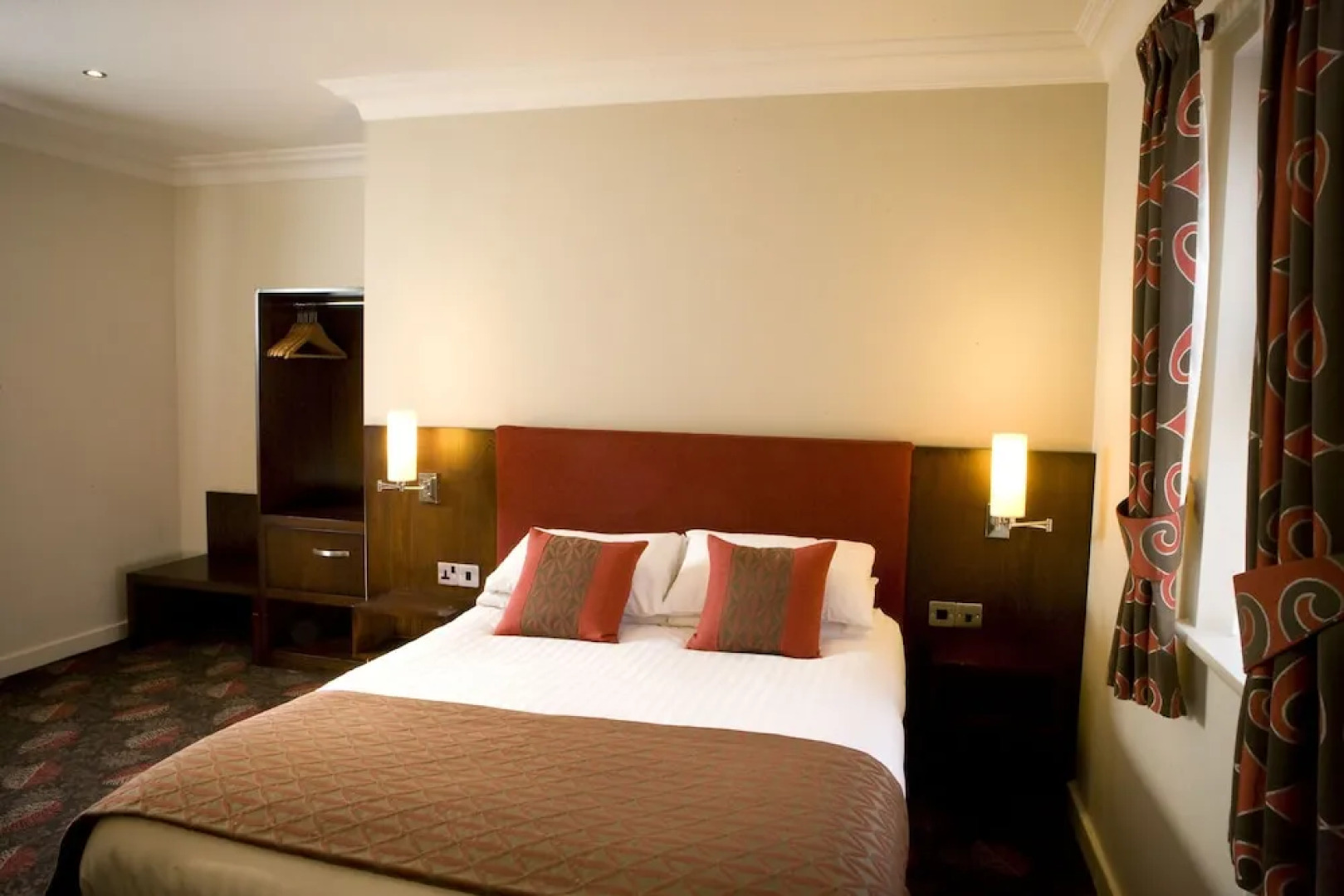 Burntwood Court Hotel