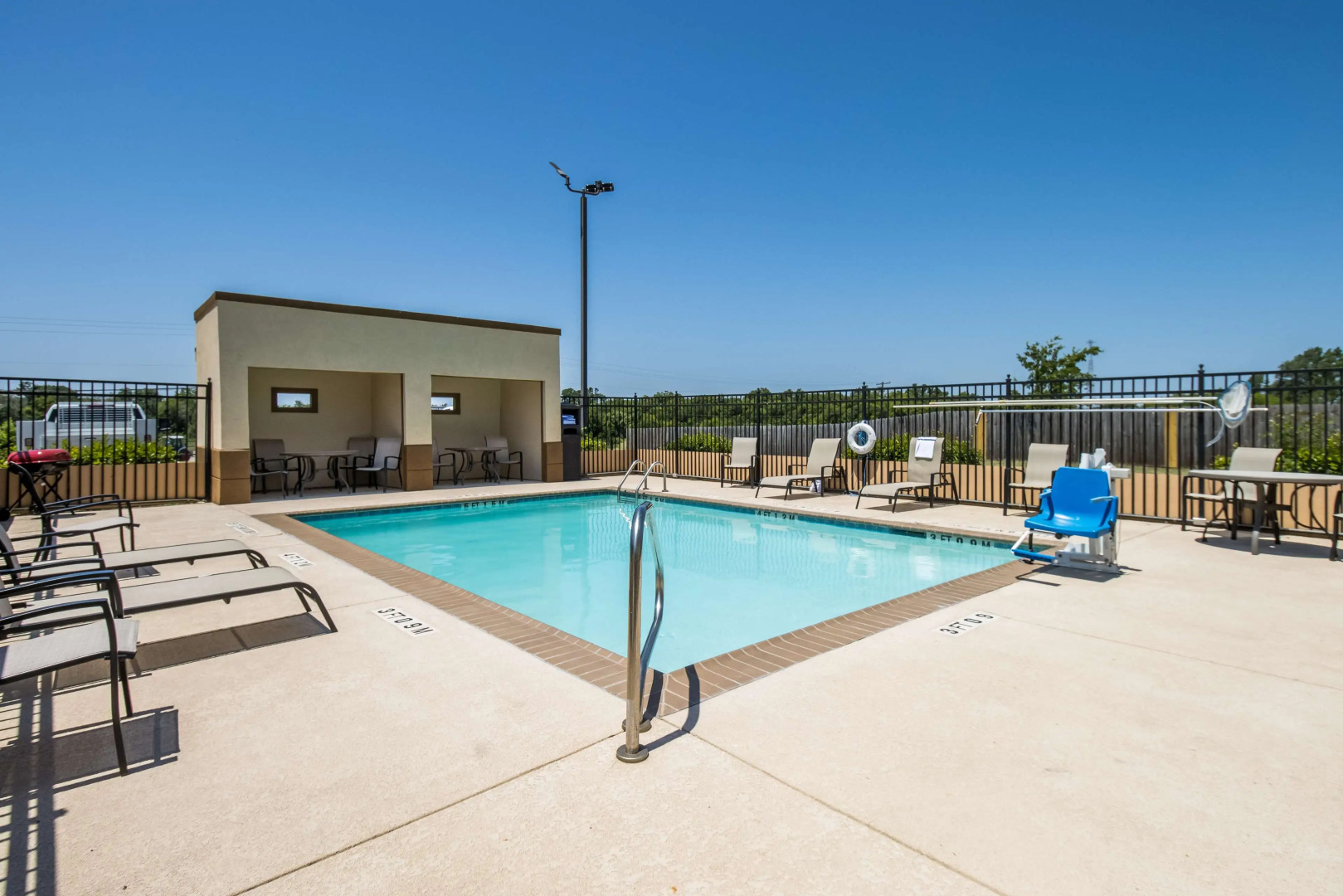 Best Western Temple Inn & Suites