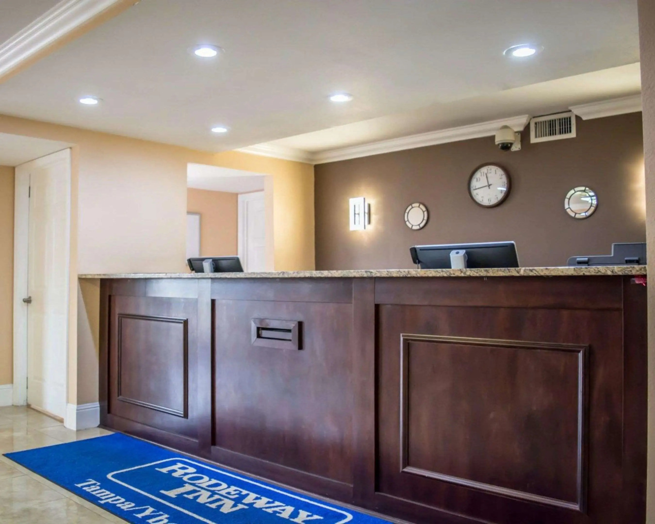 Rodeway Inn Near Ybor City - Casino