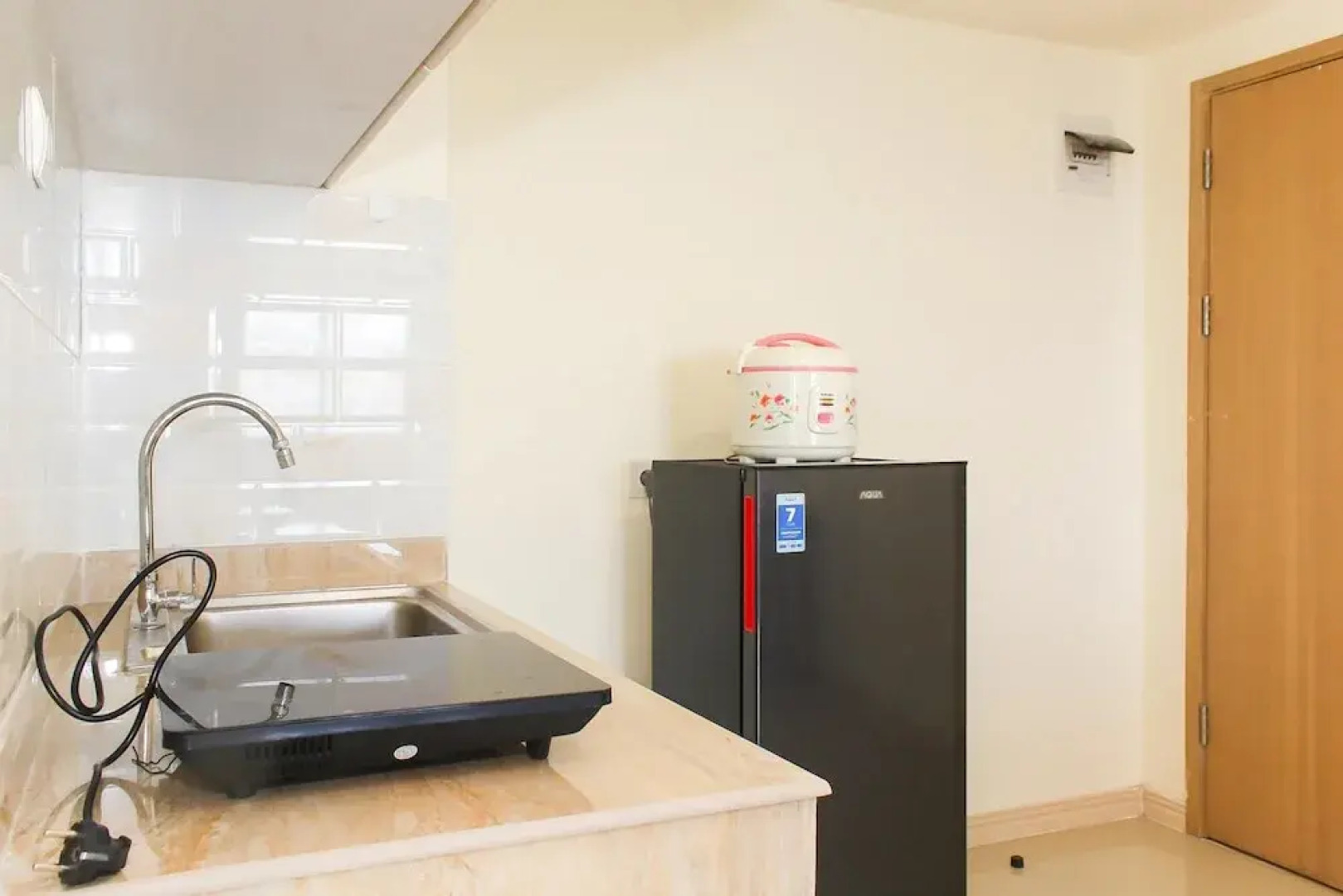 Comfy 3BR at Meikarta Apartment