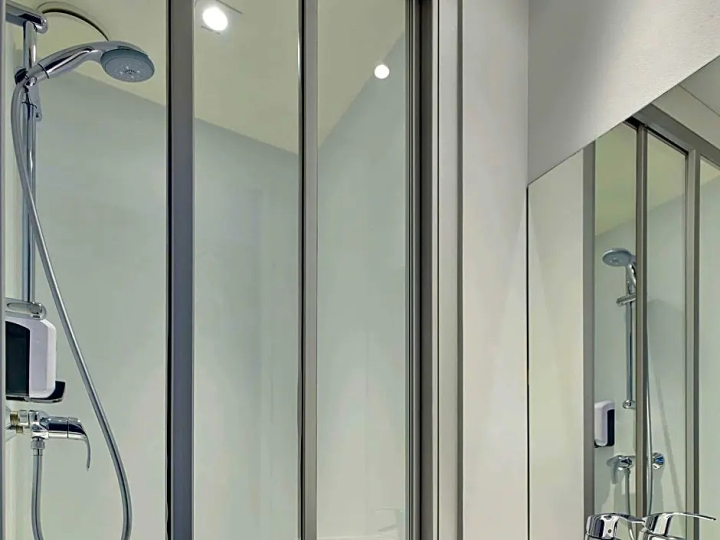 hotelF1 Calais Coquelles