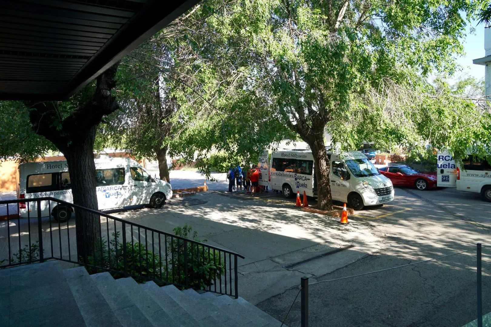 AP Hotel and Parking