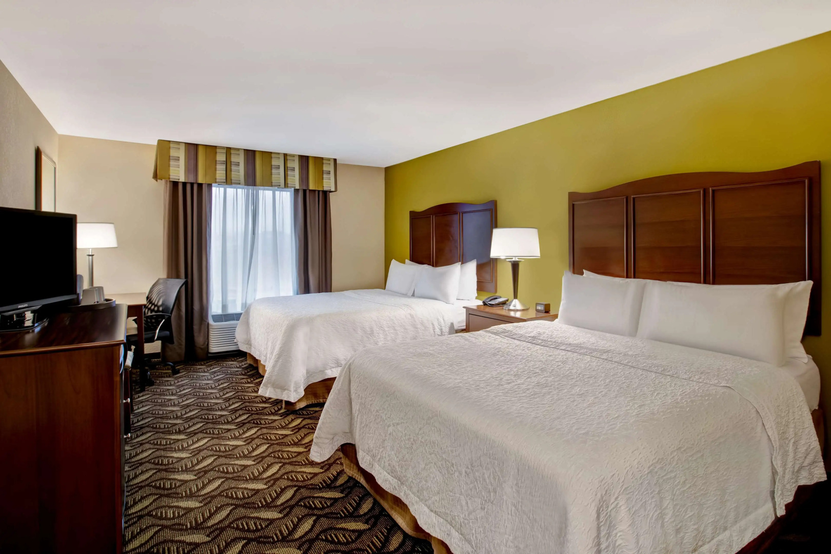 Hampton Inn DeKalb, IL