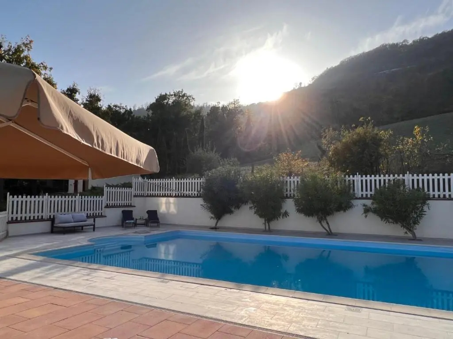 Large villa for 20 guests on large estate with private pool and tennis court Big conference room with facilities VILLAITALY EU