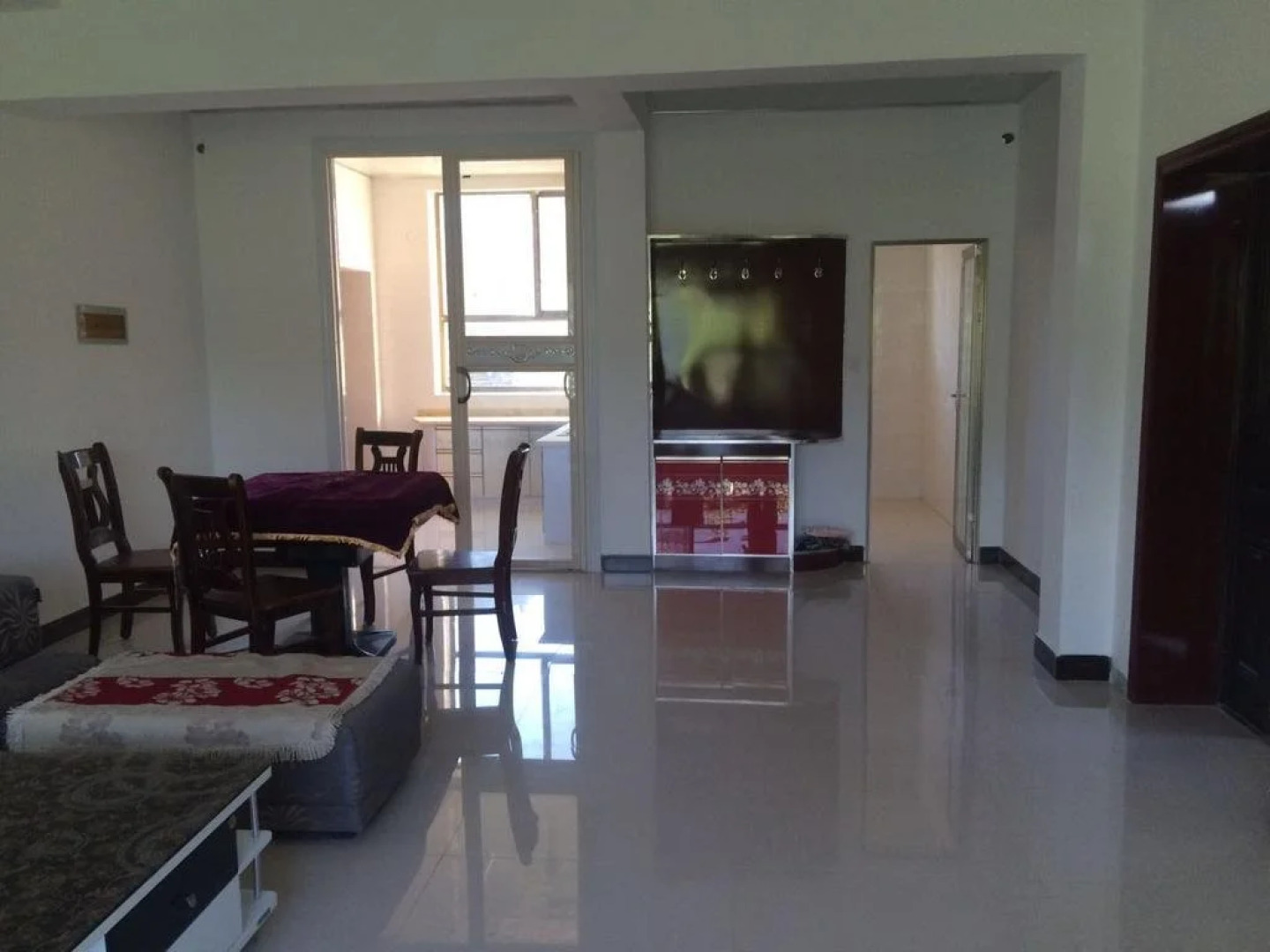 Dunhuang Hu Yang Inn