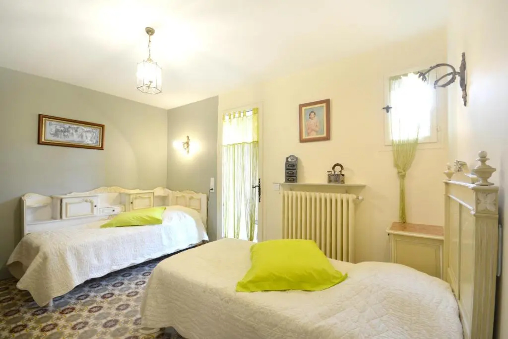 Maison de 2 chambres avec piscine partagee jardin amenage et wifi a Le Thor