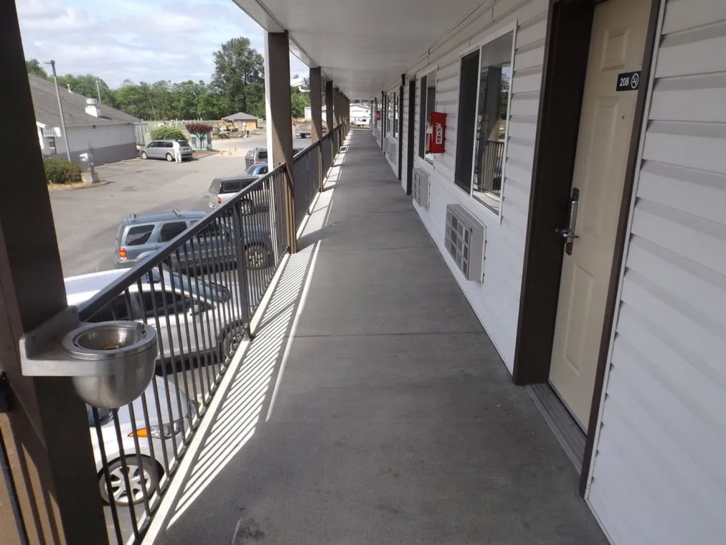 GuestHouse Inn & Suites Montesano