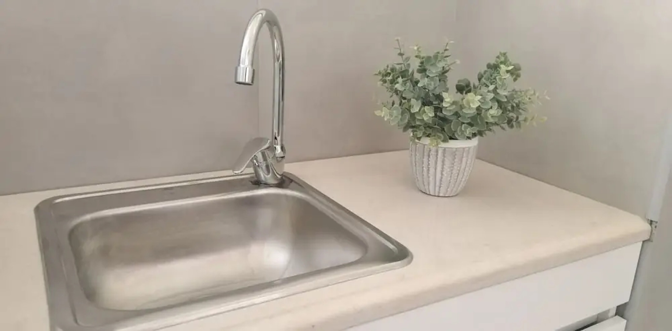 Studio Free Parking 300m Walking to Beach Burgau