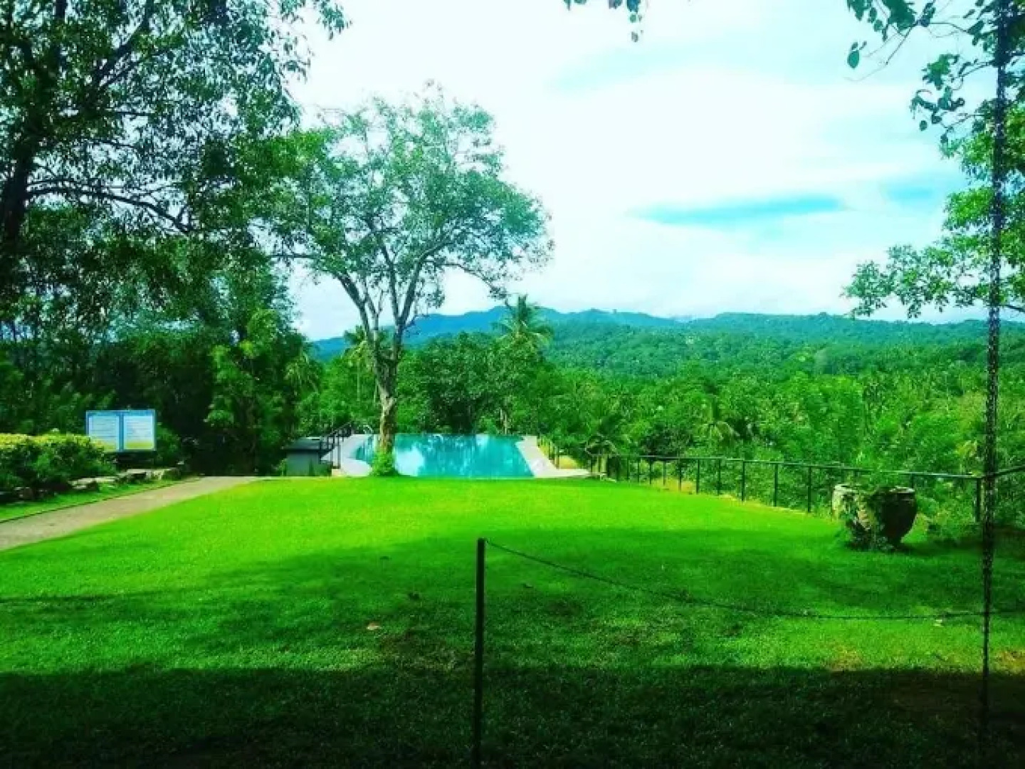 Victoria Range Villas