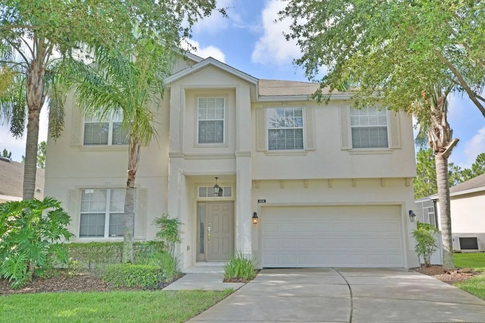 414HC Orange Grove View 5 Br villa by RedAwning