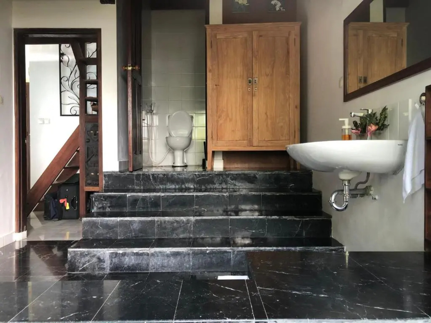 Air Manis Hill Residence